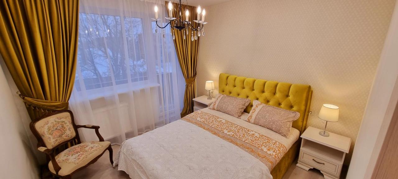 A. G. Central Apartaments Šiauliai Buitenkant foto