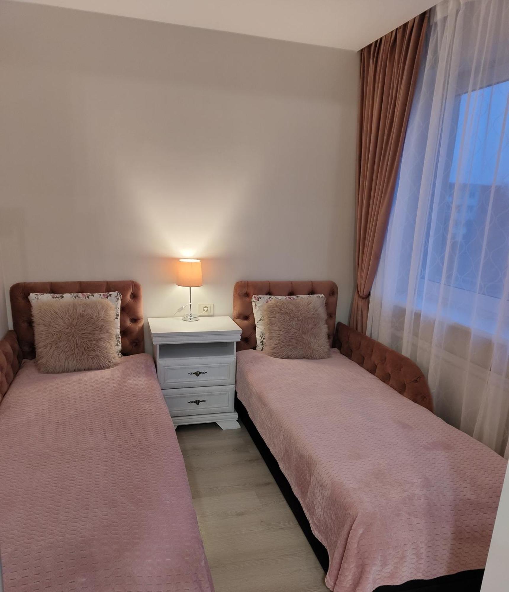 A. G. Central Apartaments Šiauliai Buitenkant foto